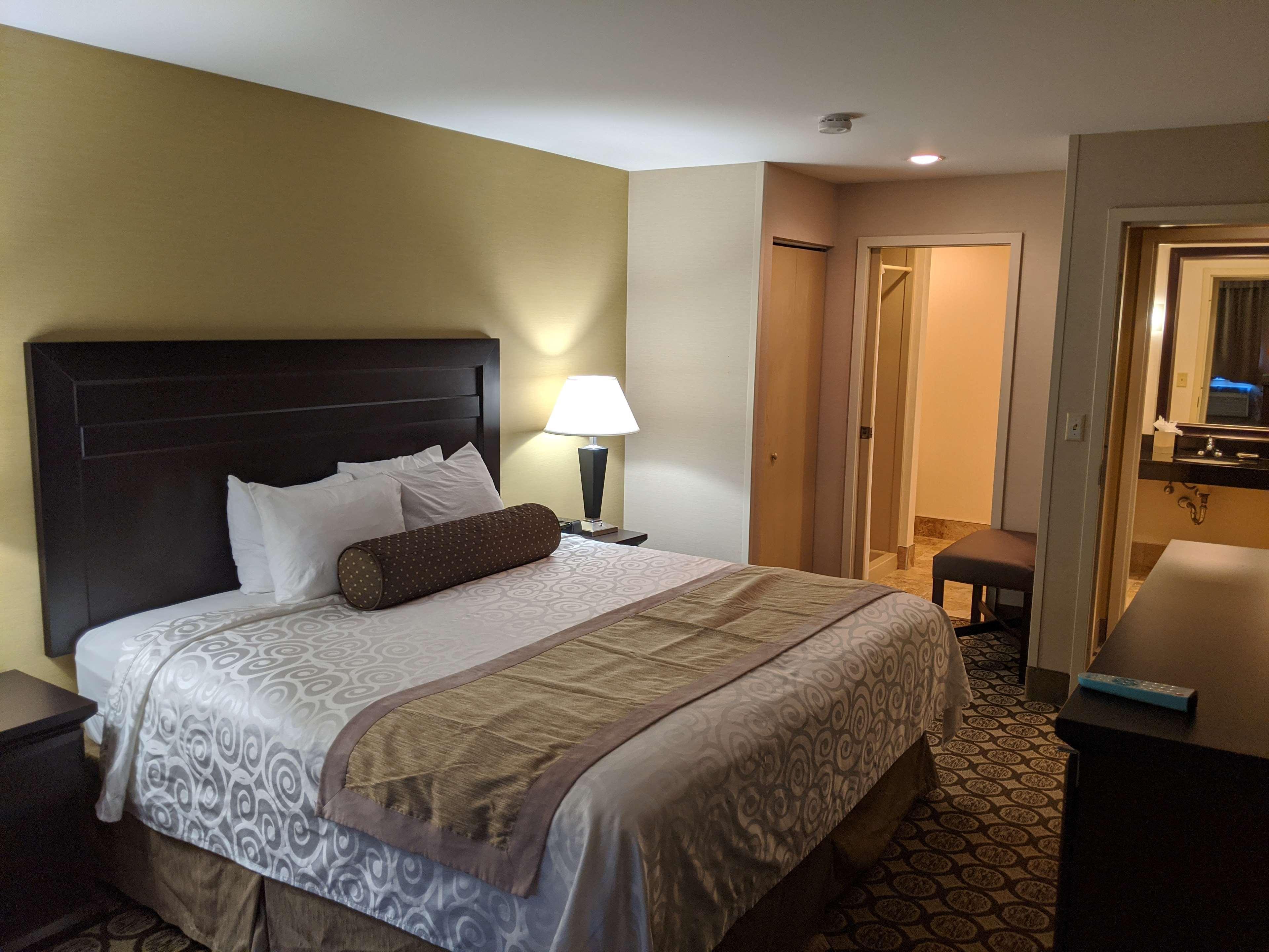 Best Western Plus Inntowner Мадисън Екстериор снимка