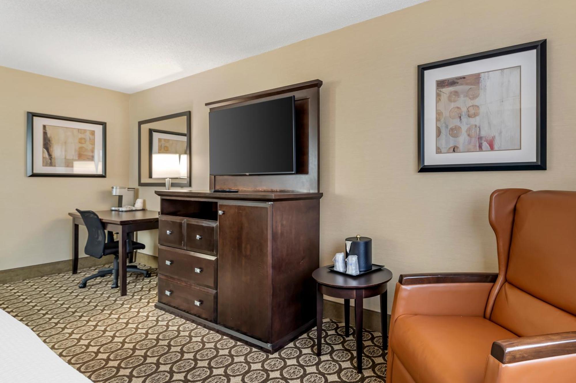 Best Western Plus Inntowner Мадисън Екстериор снимка