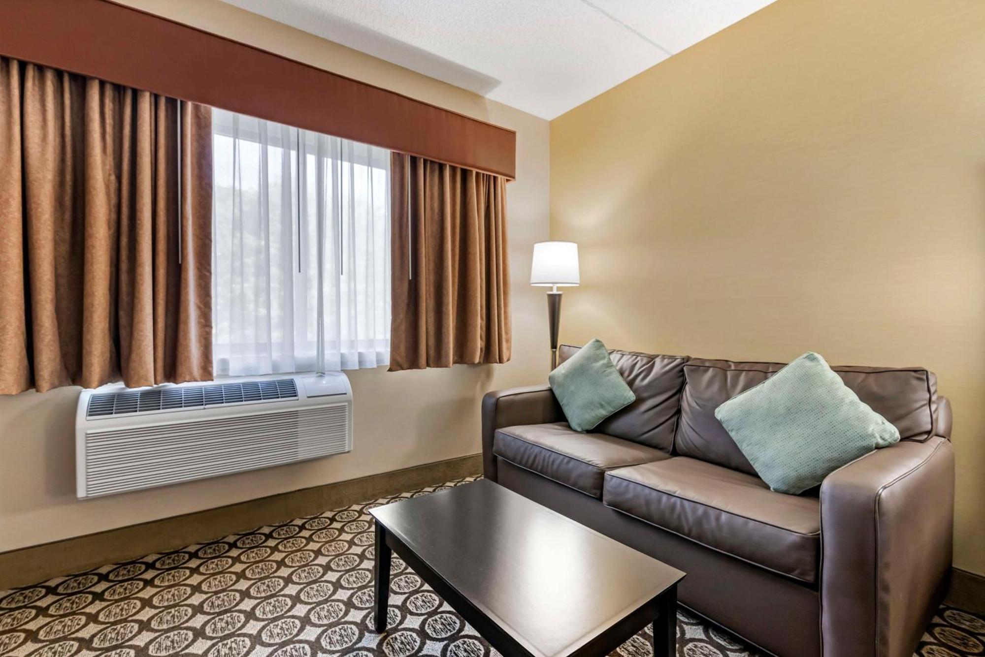 Best Western Plus Inntowner Мадисън Екстериор снимка