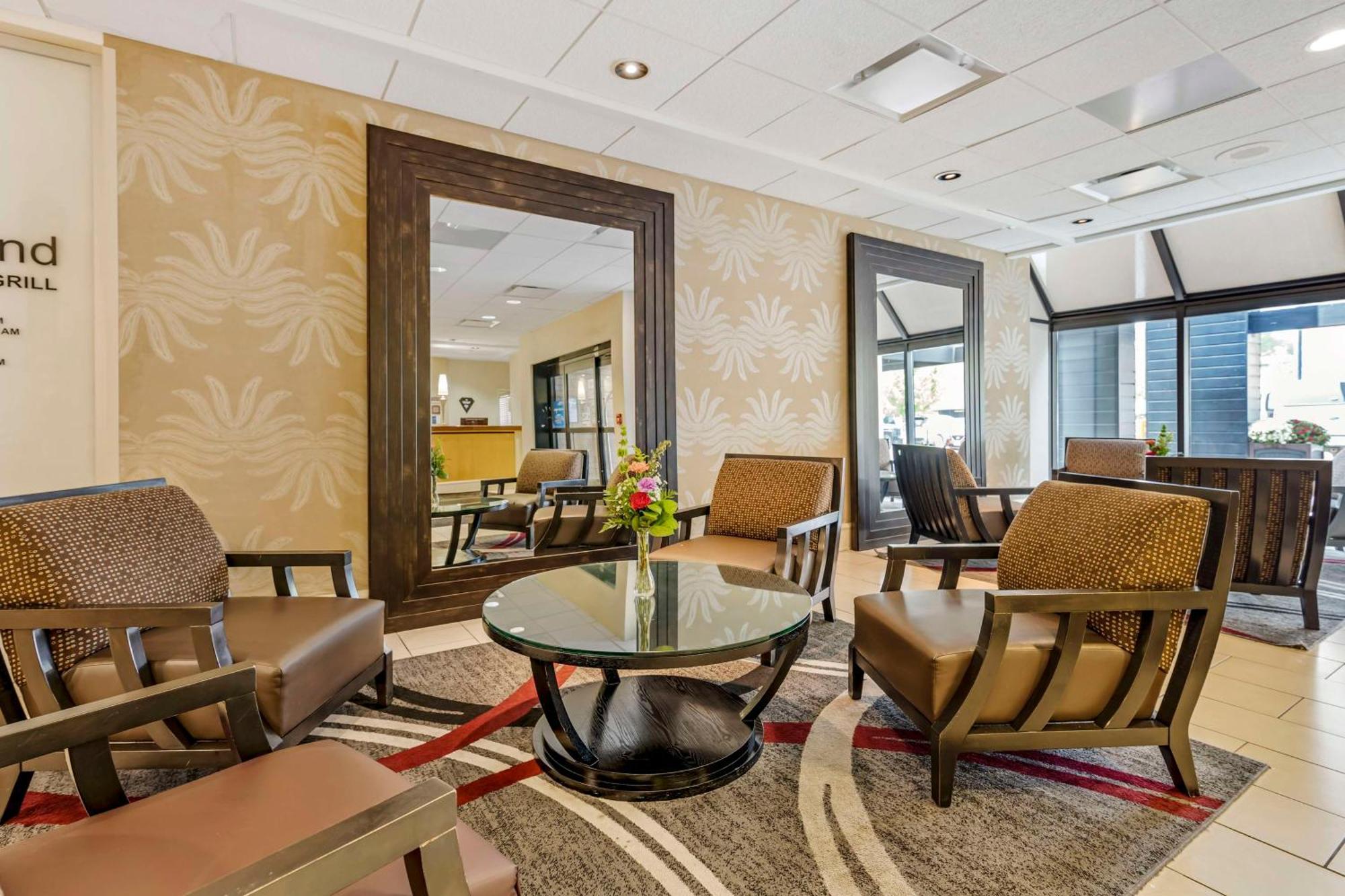 Best Western Plus Inntowner Мадисън Екстериор снимка